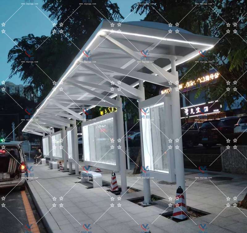 廣東候車亭安裝完工